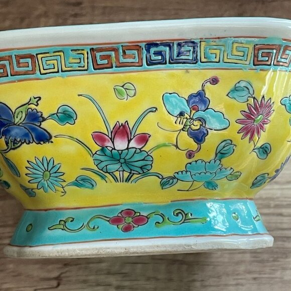 Early 20th Century Quig Dynasty China Octagonal Ceramic Bowl Hand Painted Floral - Picture 2 of 9